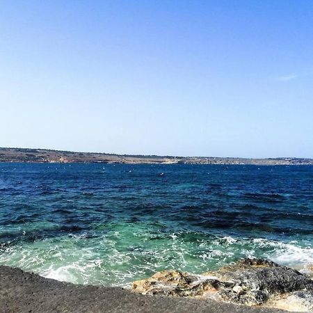 Modern Apt Kalkara Seafront! Buitenkant foto