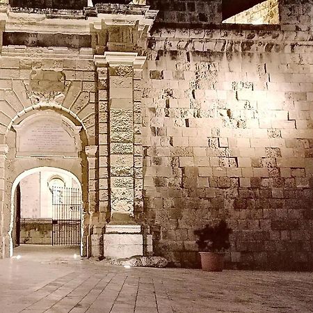 Modern Apt Kalkara Seafront! Buitenkant foto