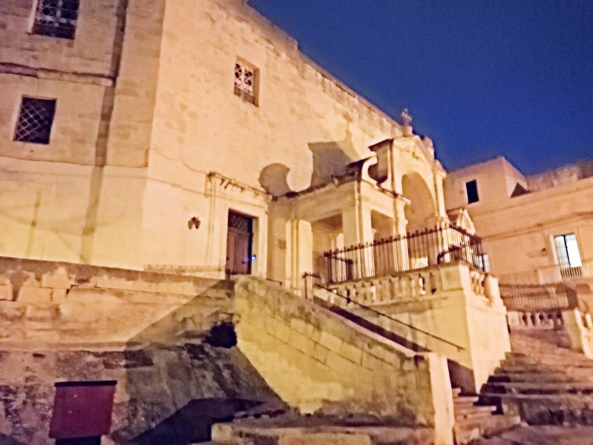 Modern Apt Kalkara Seafront! Buitenkant foto