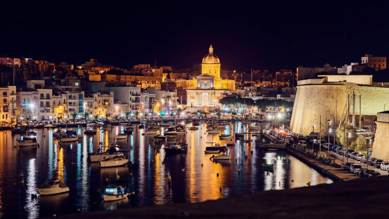 Modern Apt Kalkara Seafront! Buitenkant foto