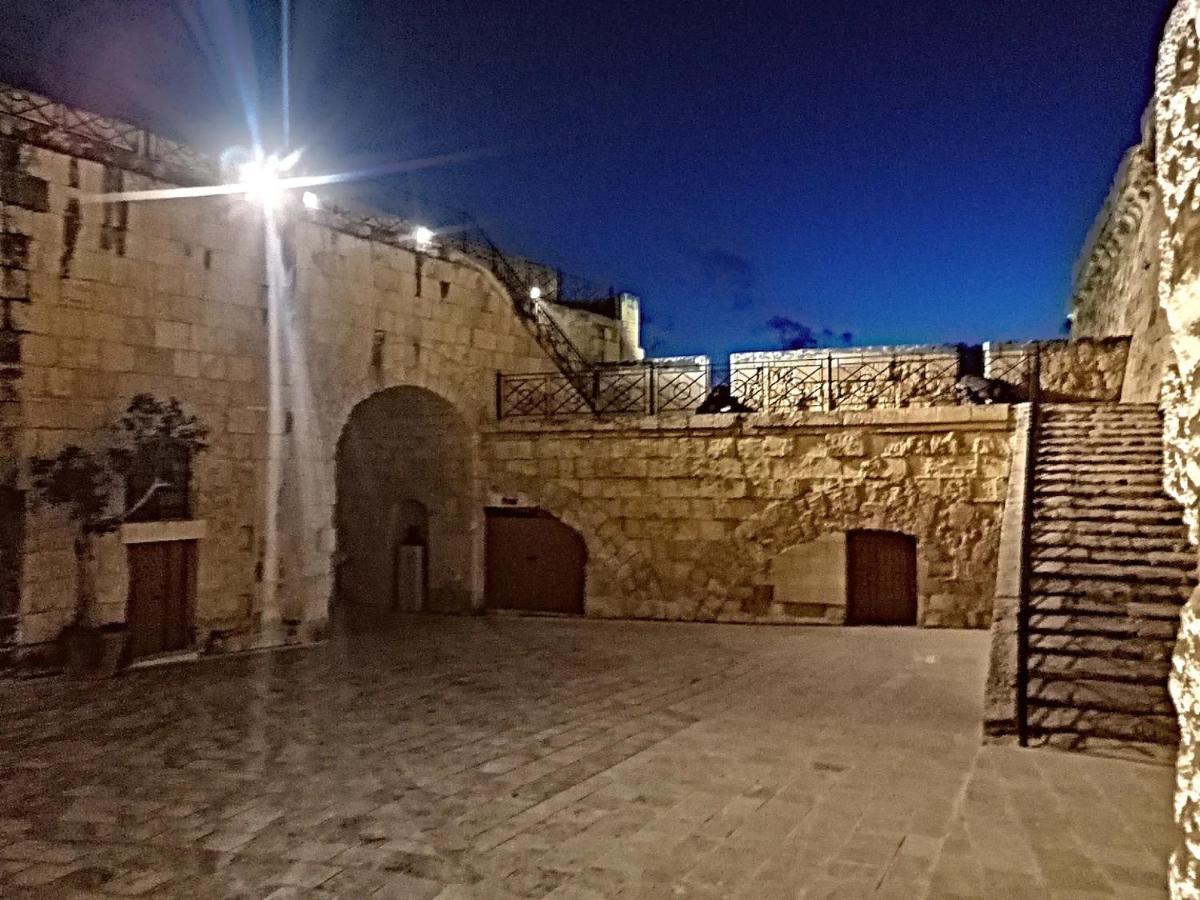 Modern Apt Kalkara Seafront! Buitenkant foto