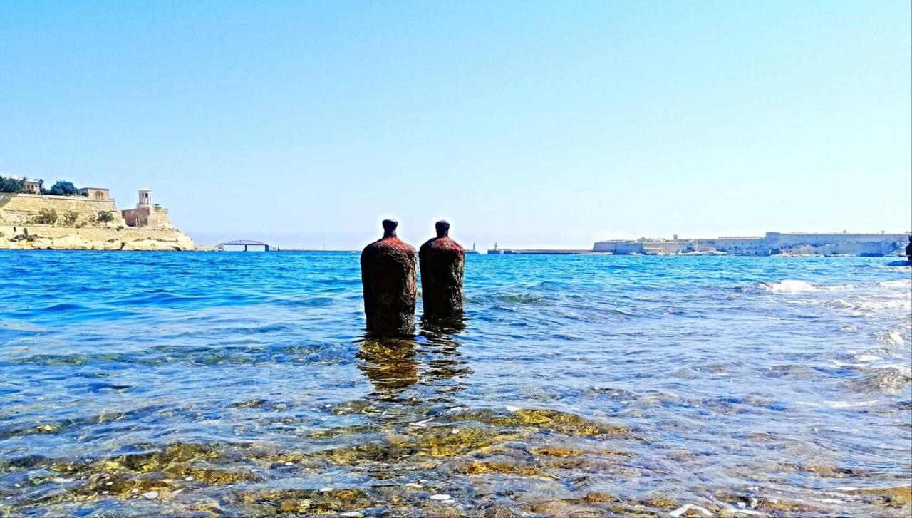 Modern Apt Kalkara Seafront! Buitenkant foto