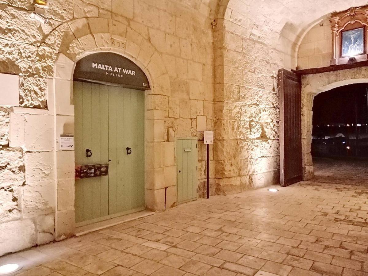 Modern Apt Kalkara Seafront! Buitenkant foto